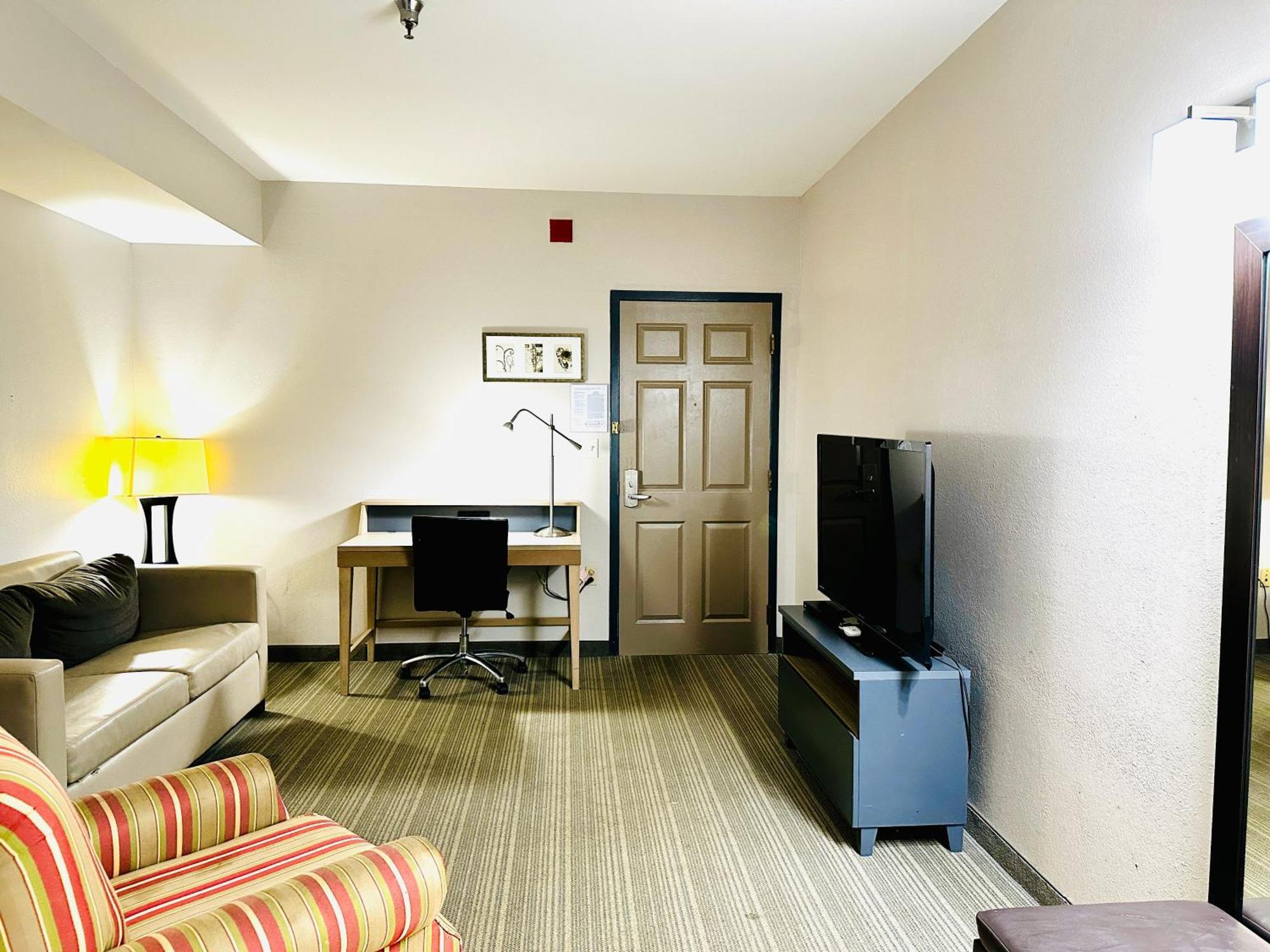 Radiant Inn And Suites Мърфрийзбъроу Екстериор снимка
